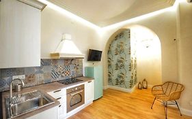 Domus D'Angelo B&B